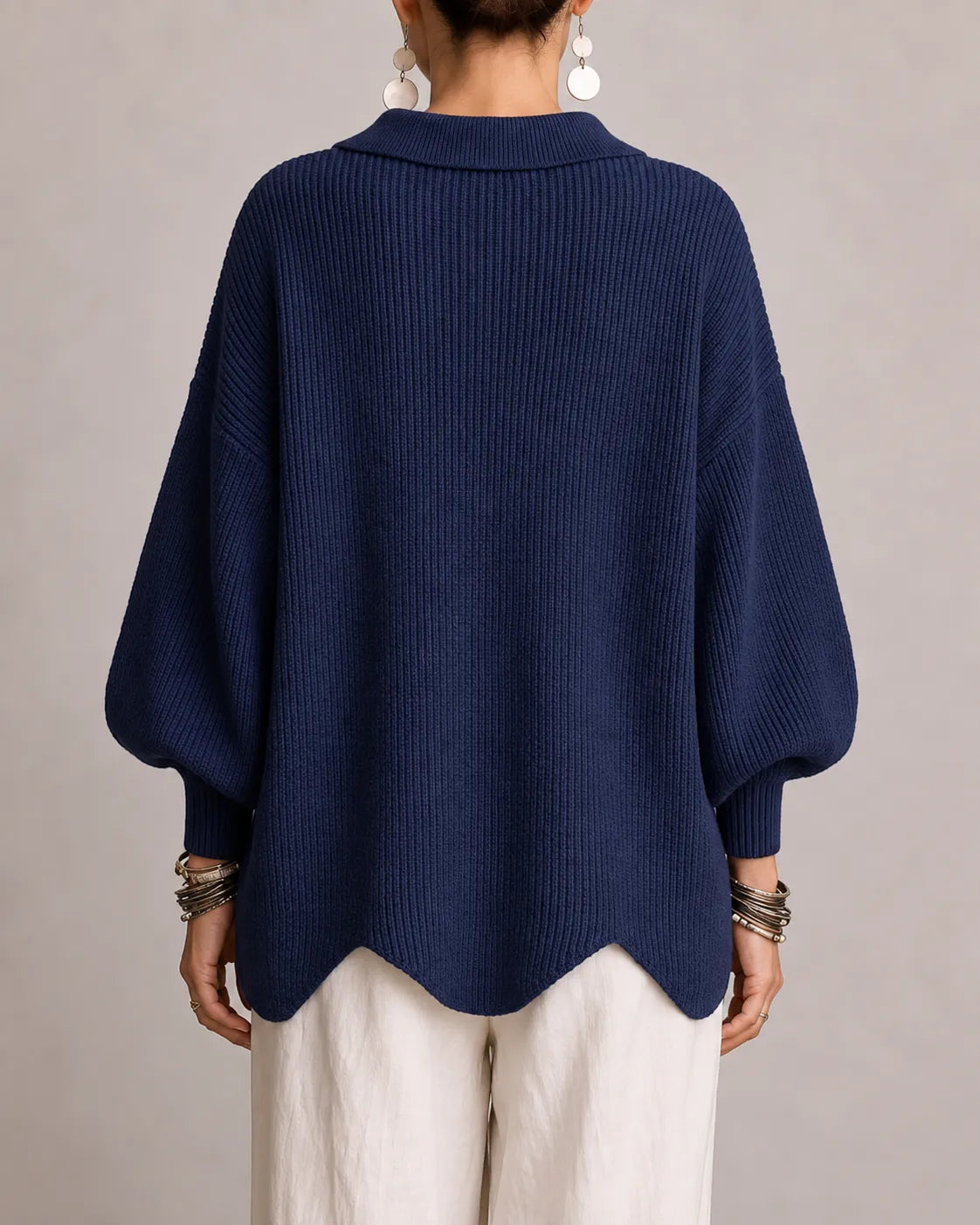 Elara | Cardigan Oversize en Maille à Boutons Dorés