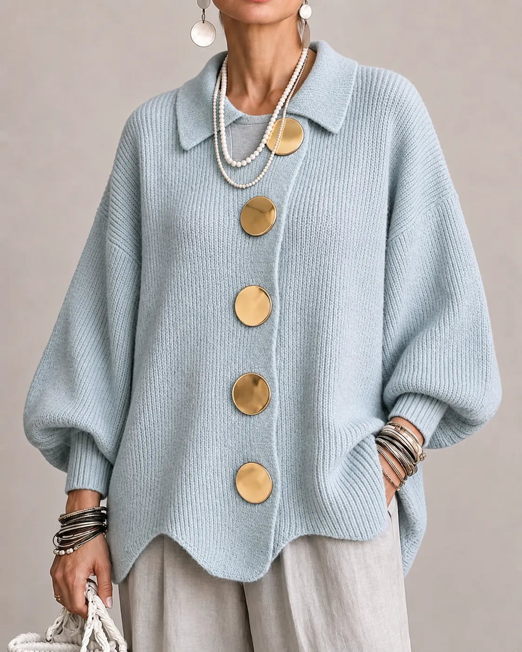 Elara | Cardigan Oversize en Maille à Boutons Dorés